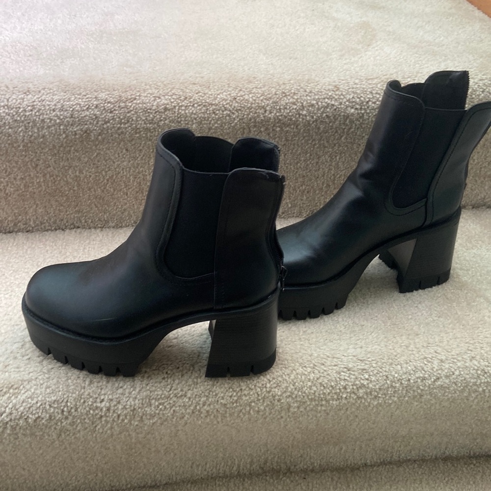 very trendy shoes